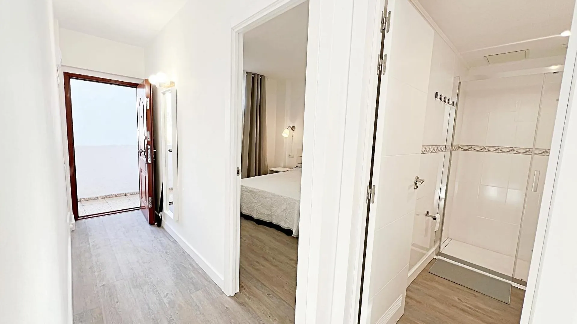 1 Bedroom Apart In Las Americas! Playa de las Americas  0*, Playa de las Americas (Tenerife)